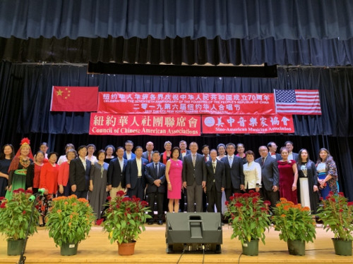 图为纽约华人社团联席会与美中音乐家协会纽约第六届华人合唱节。(美国《世界日报》／牟兰 摄)