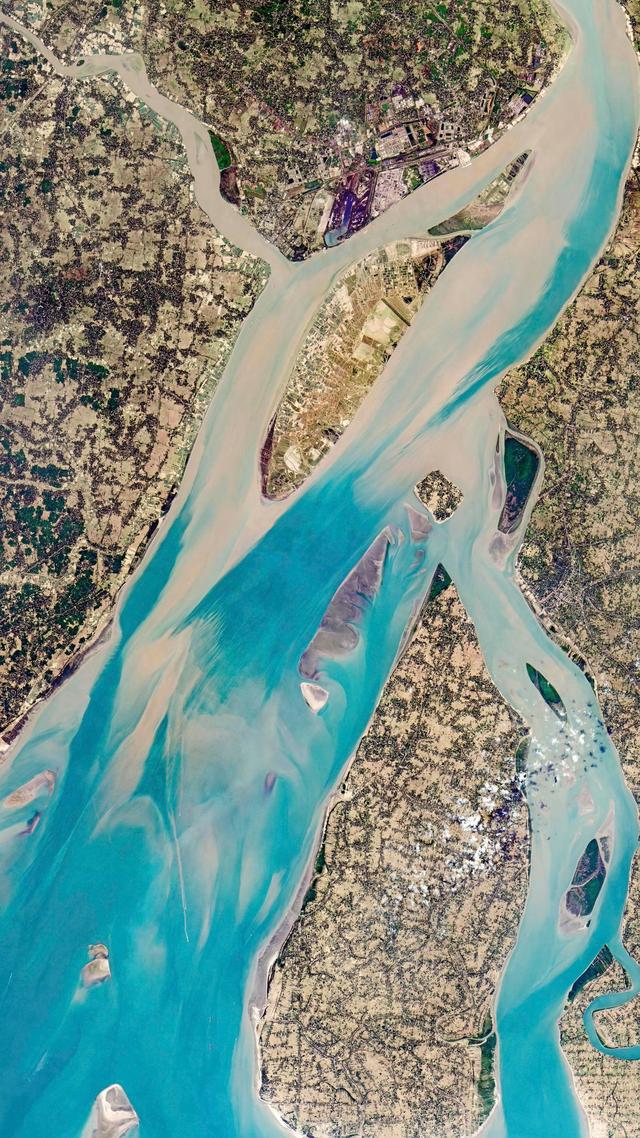 这是由“吉林一号”卫星于4月3日拍摄的印度帕吉勒提河。