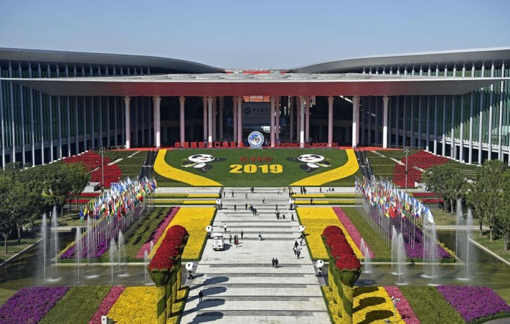 这是2019年11月9日拍摄的上海国家会展中心。第二届中国国际进口博览会2019年11月5日至10日在这里举行。新华社记者 王鹏 摄