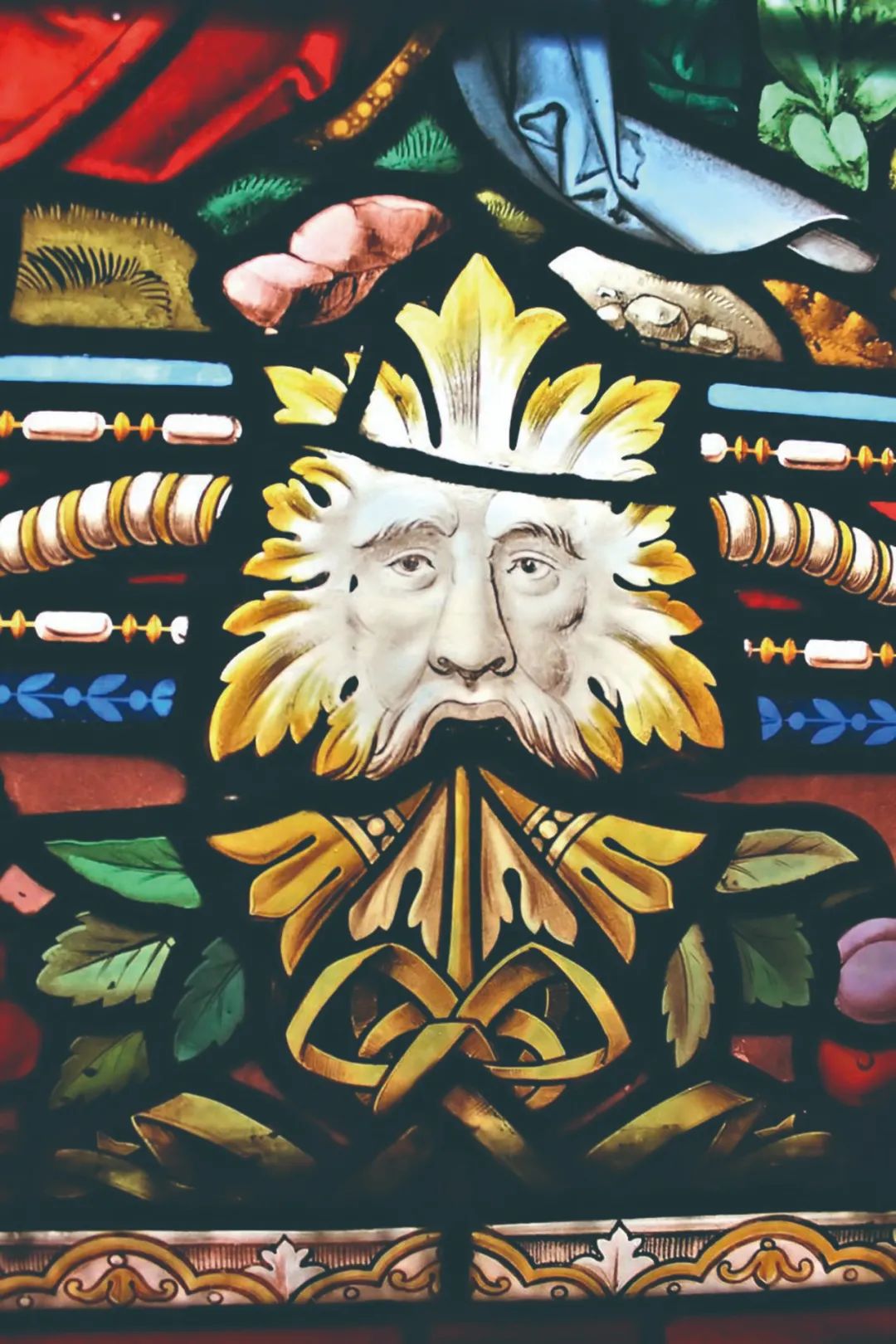 威尔士格温尼德郡裴纳尔教堂中的“小绿人”彩窗玻璃