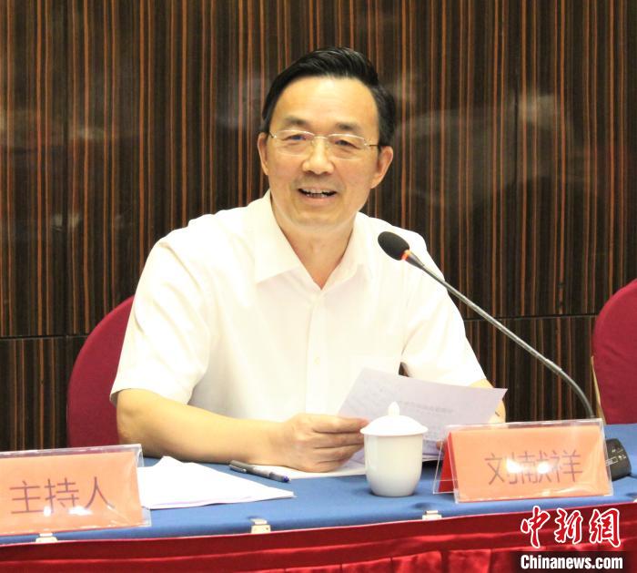 图为福建省政协副主席刘献祥致辞。　林榕生 摄