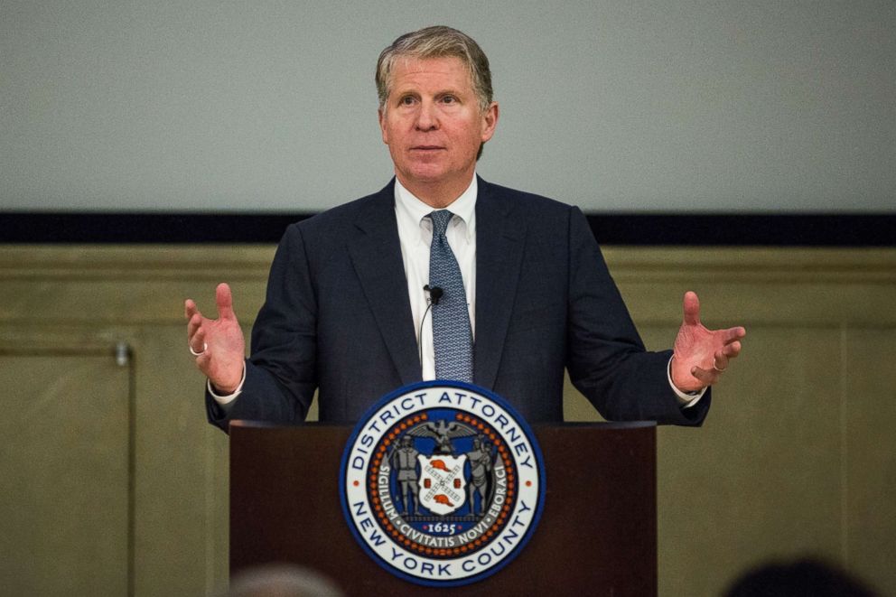 PHOTO: Manhattan District Attorney Cyrus Vance, Jr. speaks at global cyber security symposium at the Federal Reserve Bank of New York, Nov. 18, 2015 in New York City. 