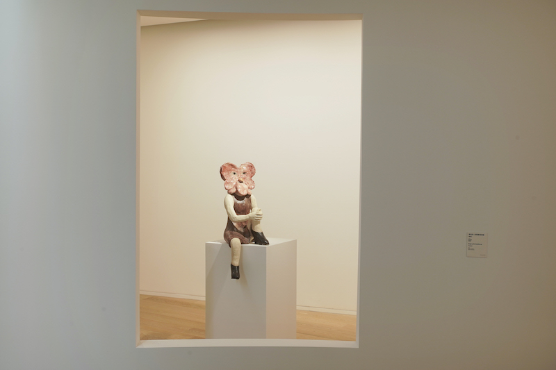 明珠美术馆《以花之名》正在展出克拉拉·克莉斯塔洛娃的《桃红》，贝浩登展位有售同款作品