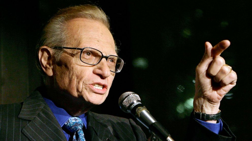 PHOTO: Larry King speaks to guests at a party held by CNN, celebrating King's fifty years of broadcasting in New York, April 18, 2007.