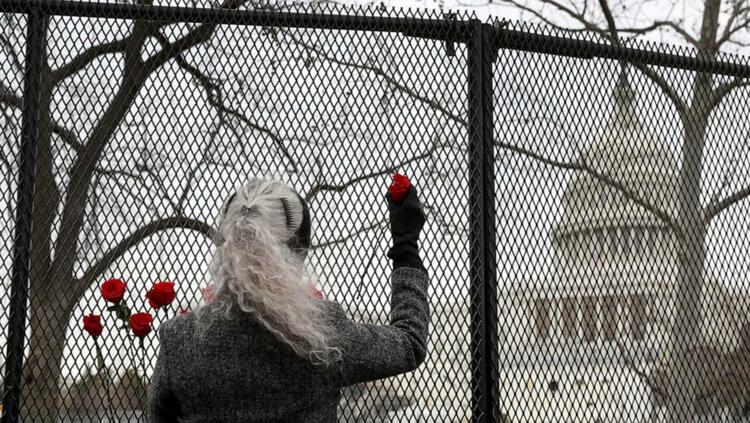 北美观察丨春天的恐怖：美国国会山的铁刺围栏
