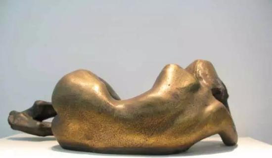 《女人体》之一 铸铜 1987年