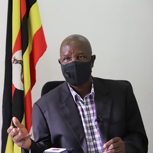 乌干达政府发言人：对抗疫情应基于科学而不应政治化