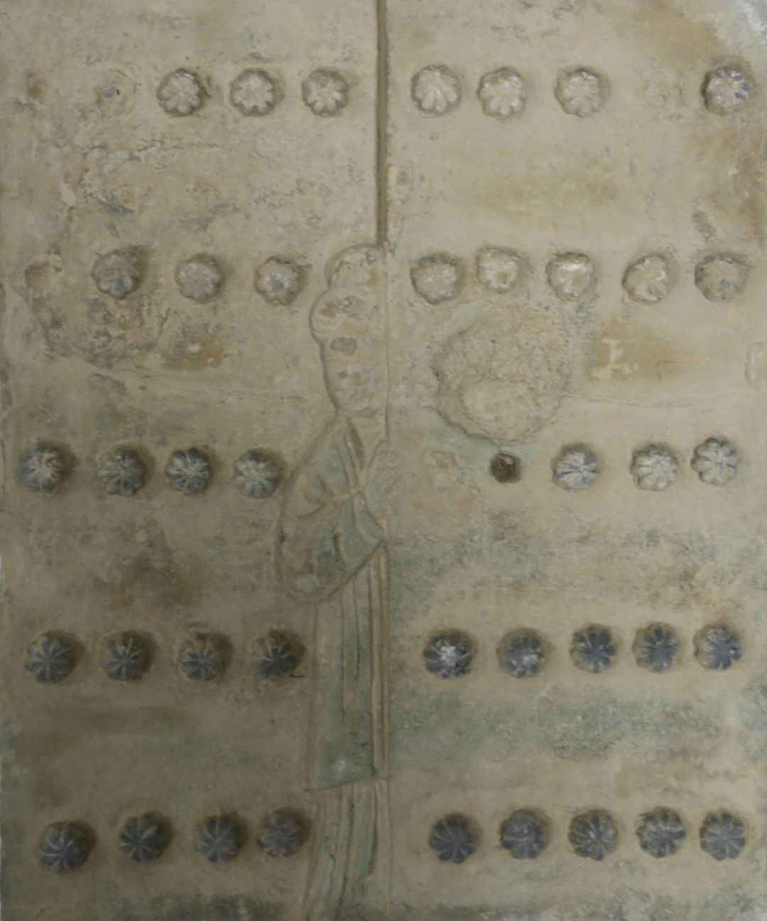 妇人启门砖雕，金代（1115-1234），高43厘米，宽35厘米，厚8厘米，山西省稷山县出土