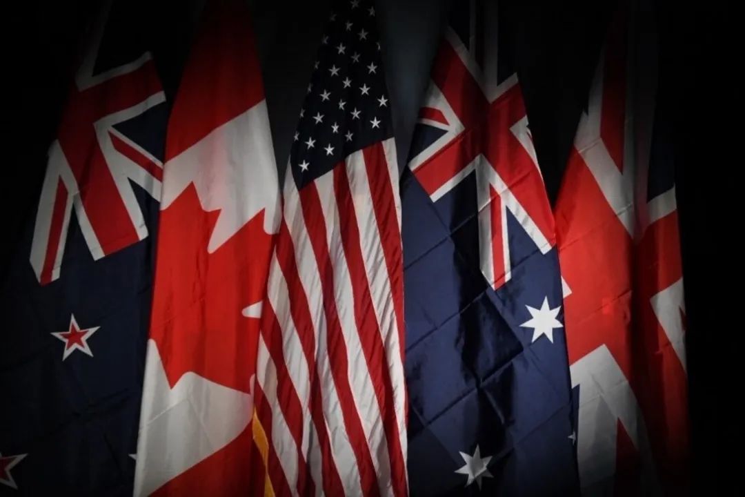 “五眼联盟”（从左至右依次为新西兰、加拿大、美国、澳大利亚、英国）各国国旗 资料图