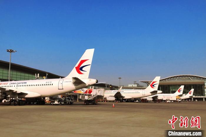 新航季东航从西安始发出港航班增至每日162班。　东航西北分公司 摄