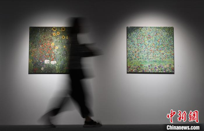 图为：展览现场。