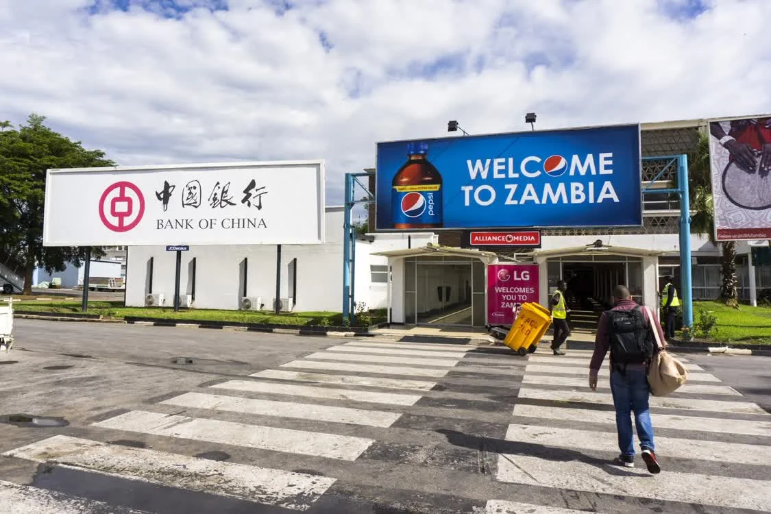 赞比亚的中国银行广告牌/社交媒体